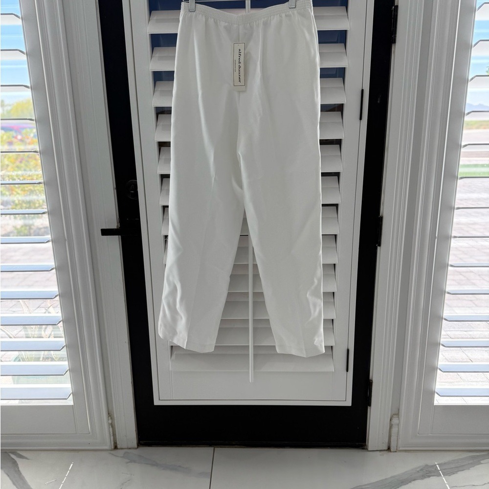 Alfred Dunner White Relaxed Fit Joggers